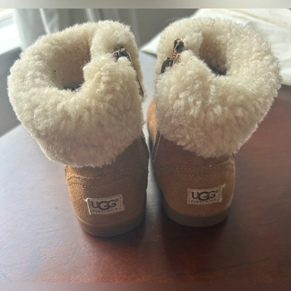 UGG tan boots